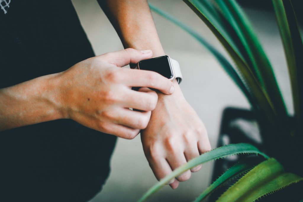 Your Guide to Contactless Card Payments [2021 Update]
